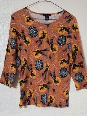 Vintage SML Sport Halloween Festive Top Sz M Witches Spiderweb Whimsical